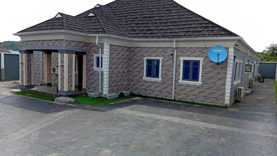 Front elevation of completed stone coated roof bungalow